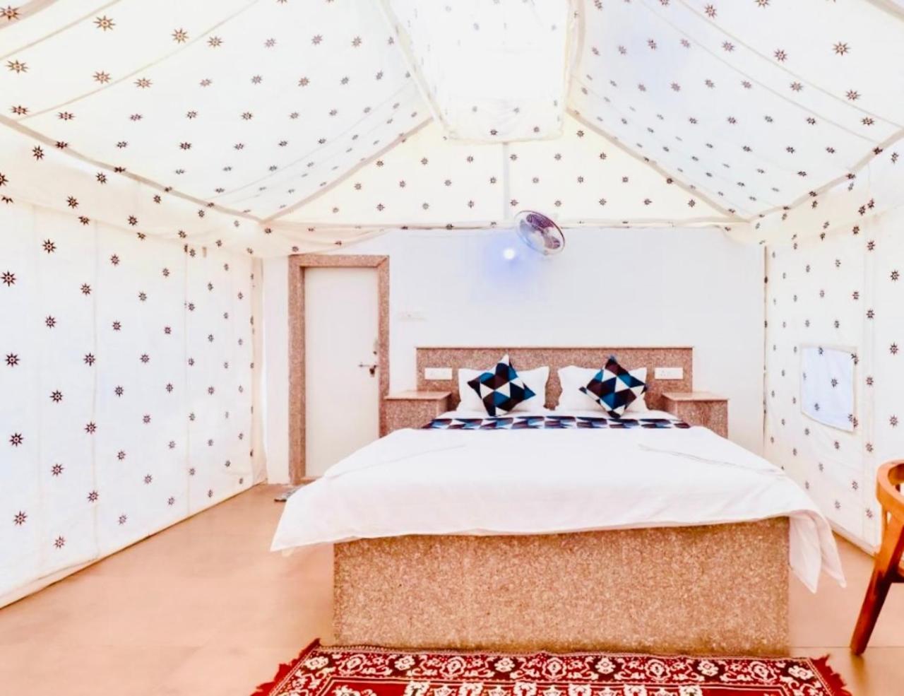 The Saffron Desert Camp Jaisalmer Exterior photo